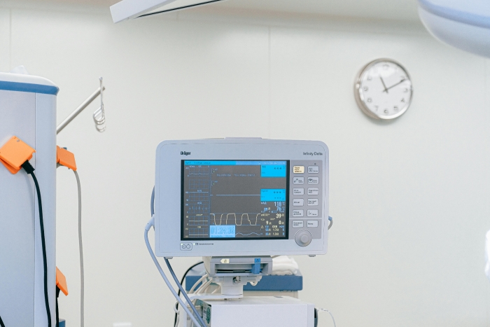 hospital-monitor.jpg